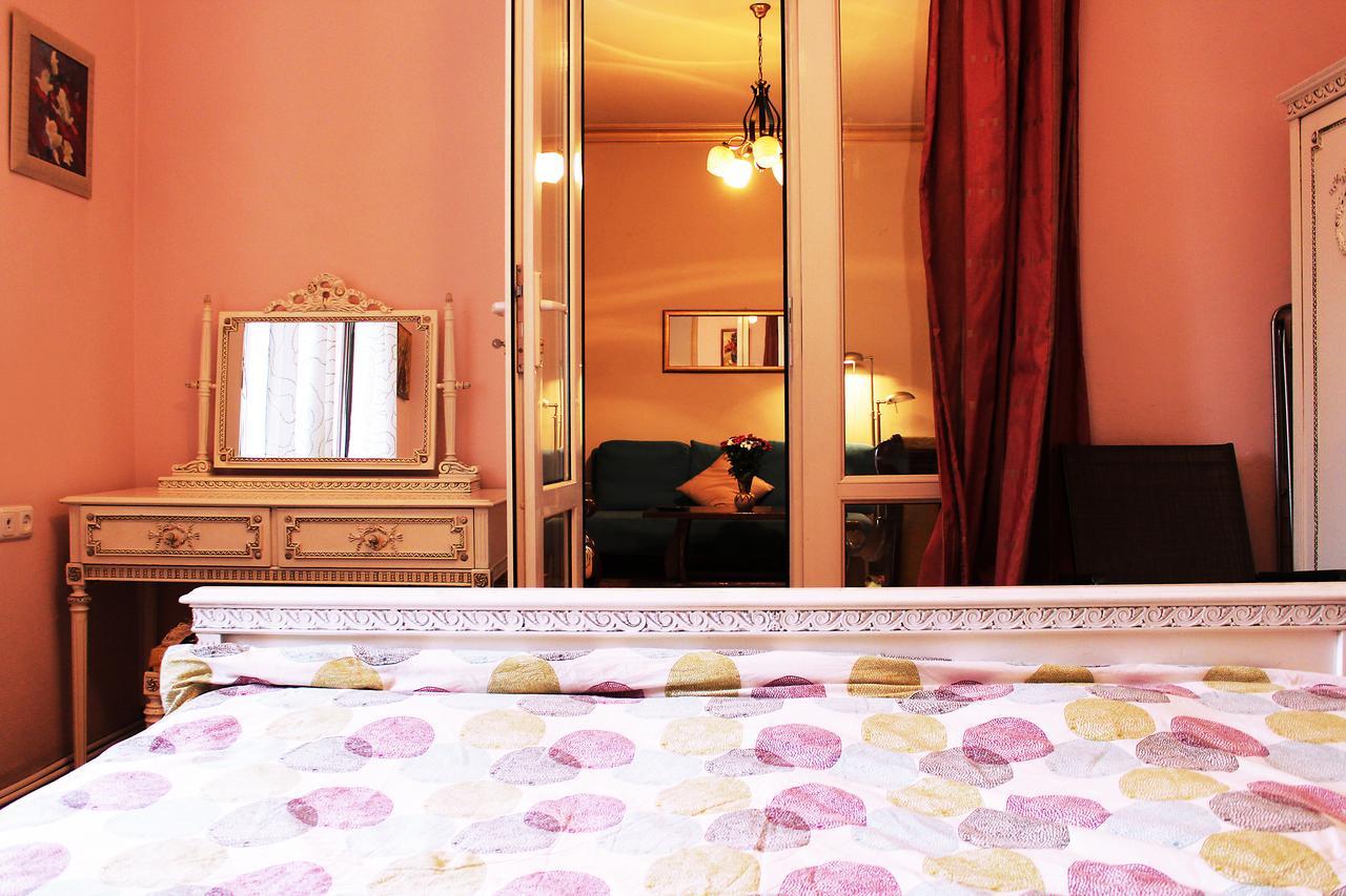 Vivid 2 Bedroom Apt. Jerevan Eksteriør billede